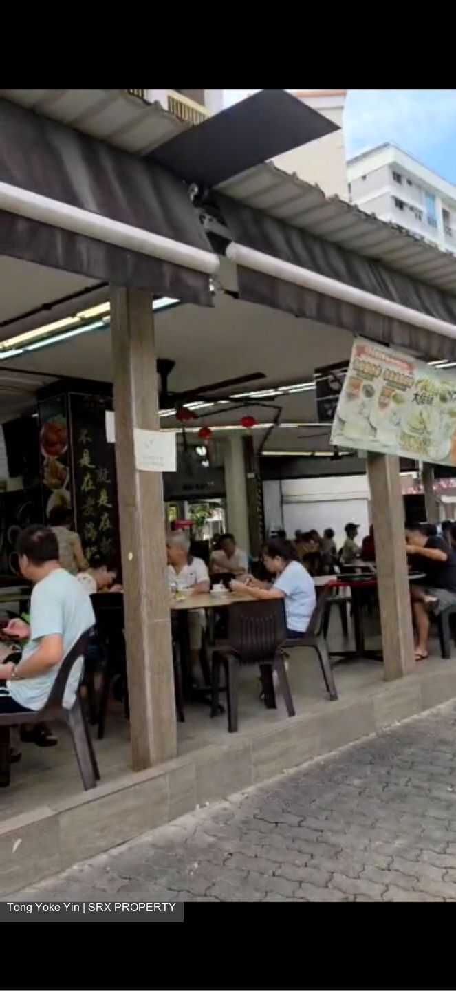 Tampines Street 81 (D18), Retail #598213111
